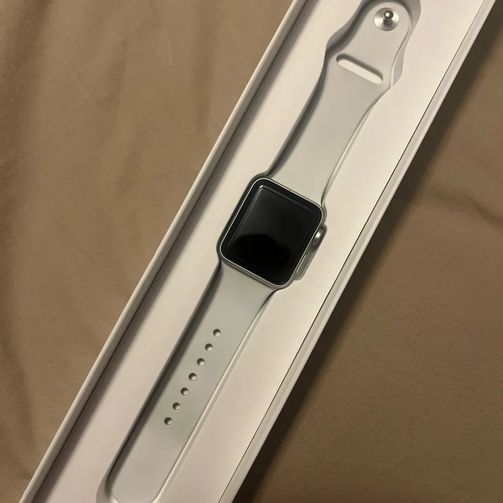 Apple Watch Series 3 - Silver - Picture 14 of 14